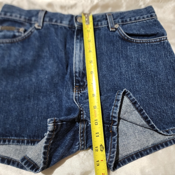 Calvin Klein Dark Wash Mid Rise 3" Inseam Blue Jean Denim Shorts - Picture 5 of 10